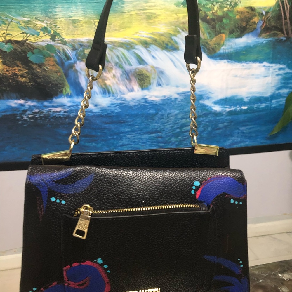 Handmade Black Handbag with Gold Accents 🖤✨🩷🌍